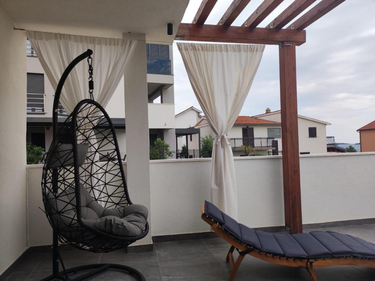 Luxury Apartman Nr ชิเบนิก ภายนอก รูปภาพ