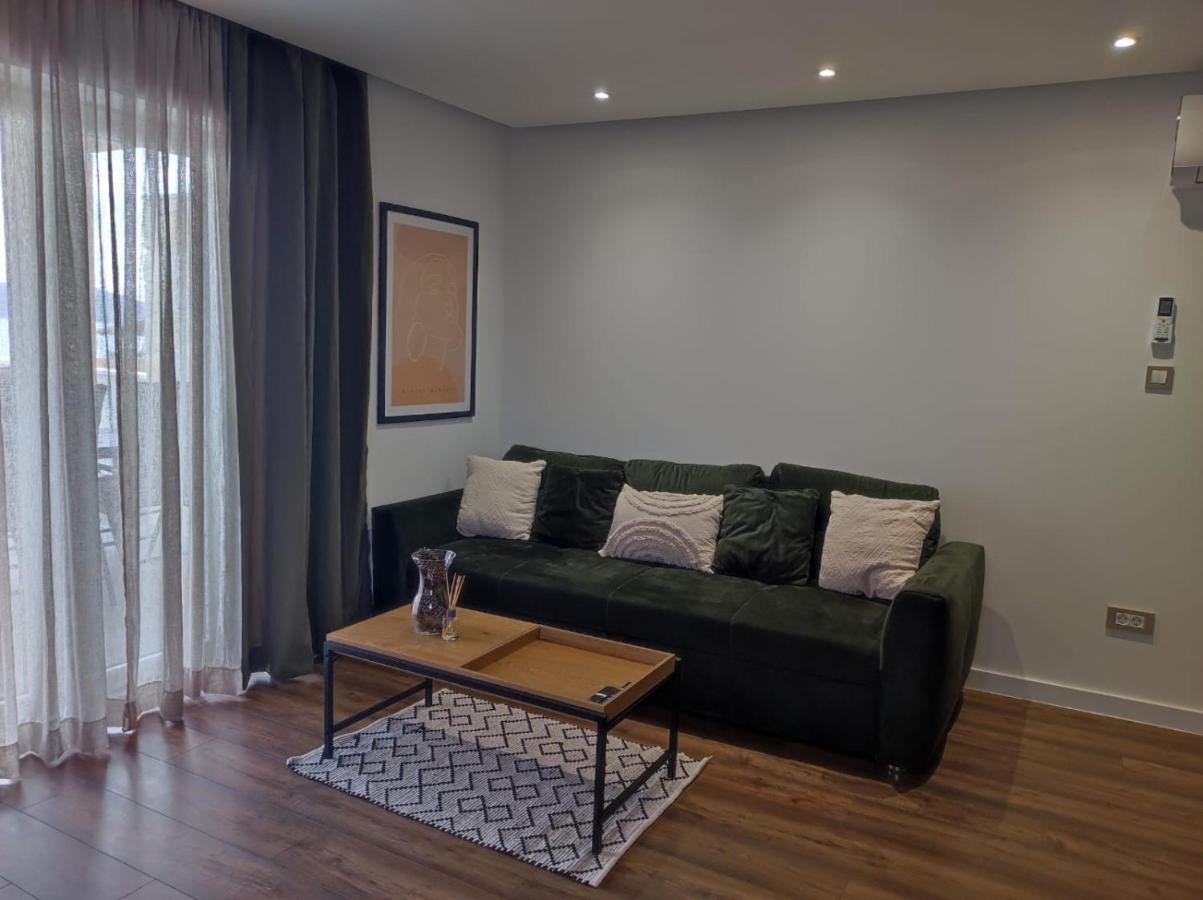 Luxury Apartman Nr ชิเบนิก ภายนอก รูปภาพ